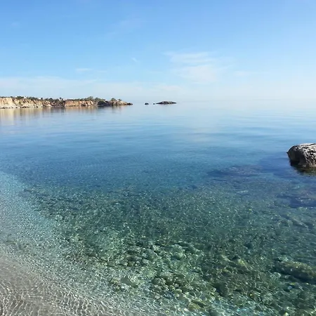 Vakantiehuis Almyra Seaside With Private Pool - Sleeps 9 Chersonissos