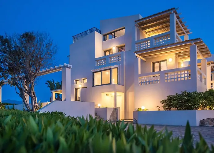 Almyra Seaside With Private Pool - Sleeps 9 Chersonissos