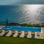Almyra Seaside With Private Pool - Sleeps 9 Feriehus *