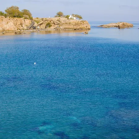 Almyra Seaside With Private Pool - Sleeps 9 *