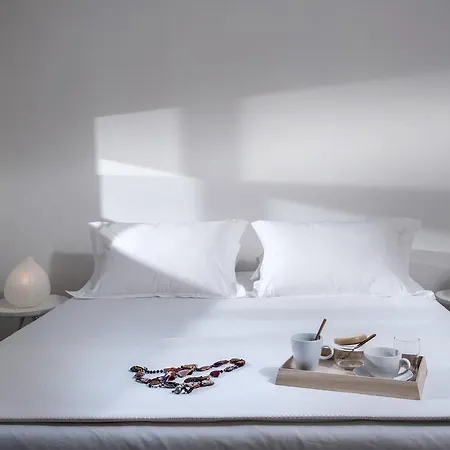 Almyra Seaside With Private Pool - Sleeps 9 別荘 *